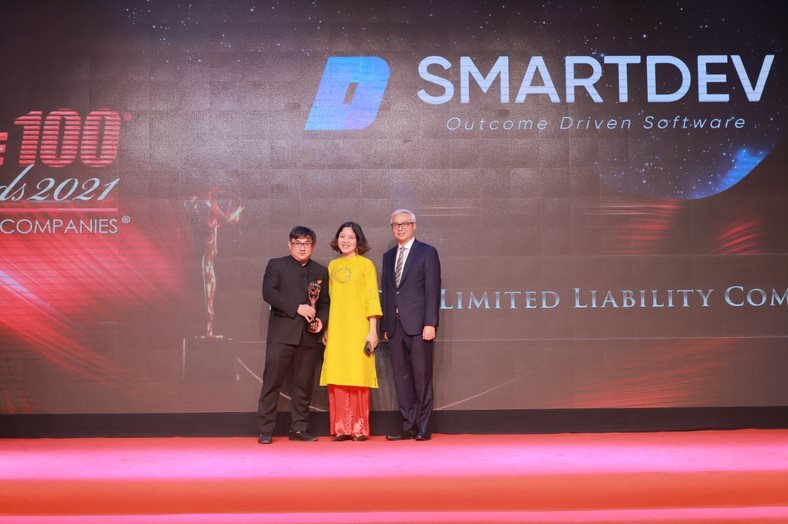 SmartDev receives an award for fastest-growing company